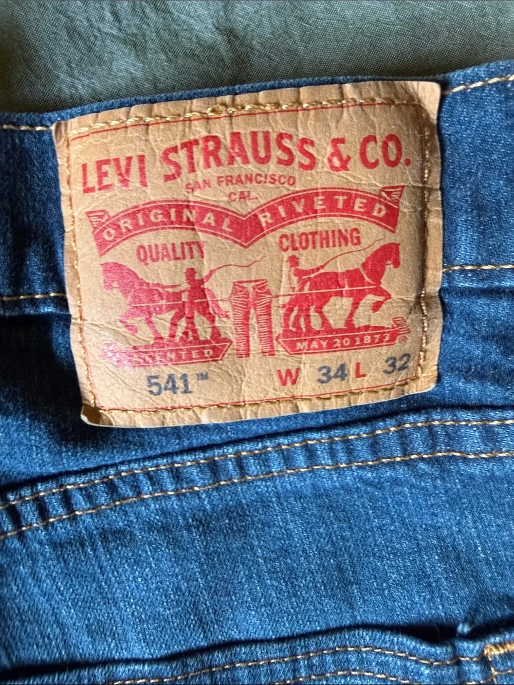 Levi's Men's Straight Jeans in Blue Wash
